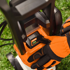 Toy battery-operated pressure washer