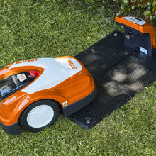 Load image into Gallery viewer, 4 Series ¡MOW® Robotic Lawn Mowers